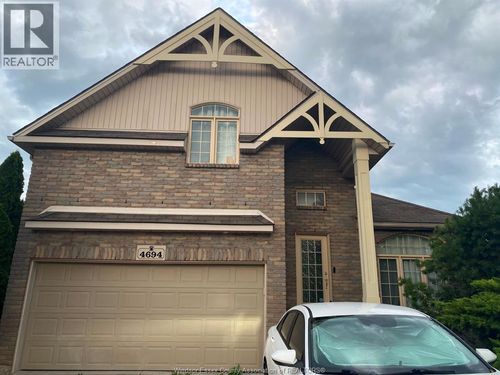 4694 Helsinki Cres, Windsor, ON, N9G3G2 | Card Image