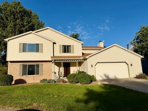 5 Hidden Lake Ct, Bloomington, IL, 61704-7285 | Card Image