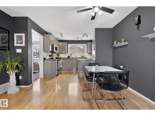 13-70 Cavan Rd, Sherwood Park, AB, T8H2W9 | Card Image