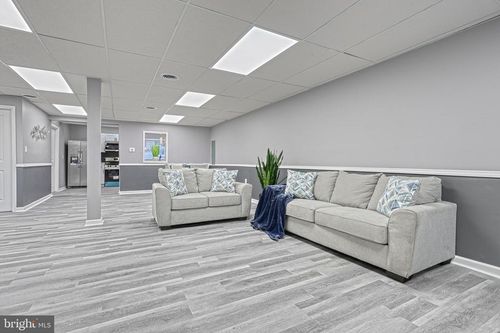 301 State St, STEELTON, PA, 17113-1379 | Card Image