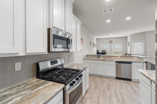 24716 Thornbluff Briar Trl, Huffman, TX, 77336-2753 | Card Image