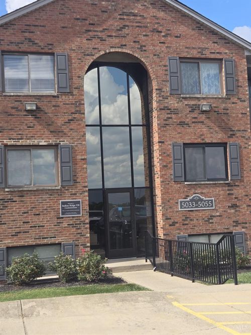 5045 Tri County View Dr, Hamilton, OH, 45011-9357 | Card Image