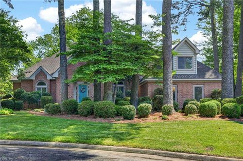 2505 Shepherds Ln, Virginia Beach, VA, 23454-1180 | Card Image