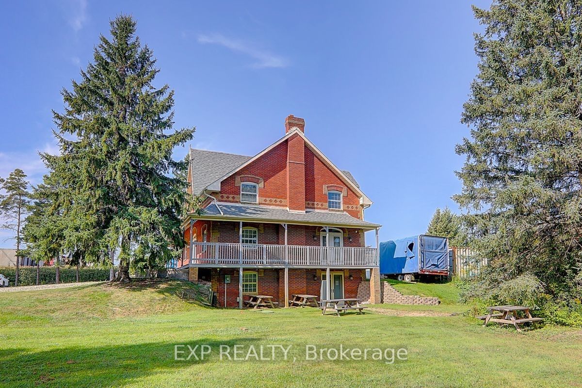 Residential in East Gwillimbury 2
