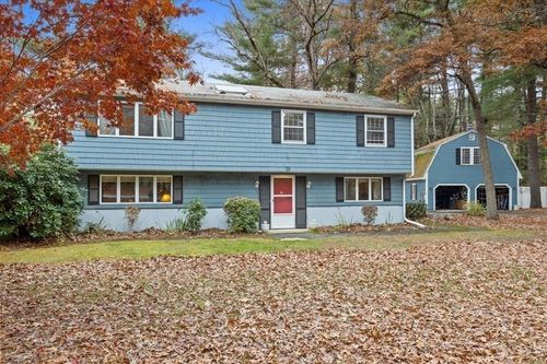 29 Morse St, Foxborough, MA, 02035-2233 | Card Image