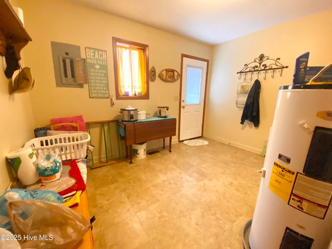 201 Ne 48 Th St, House other with 3 bedrooms, 2 bathrooms and 1 parking in Oak Island NC | Image 23