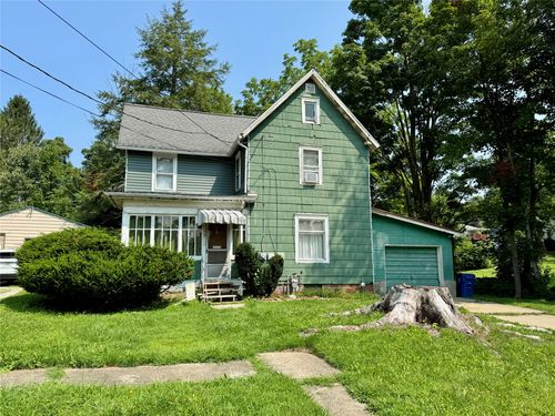 547 E Henry St, Meadville, PA, 16335-1961 | Card Image