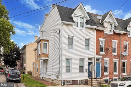 2-731 W Lafayette St, NORRISTOWN, PA, 19401-4524 | Card Image