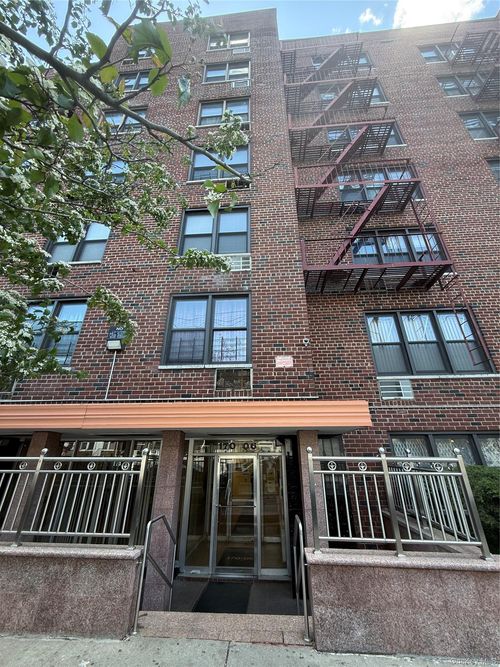 5d-170-06 88th Ave, Jamaica, NY, 11432-4543 | Card Image