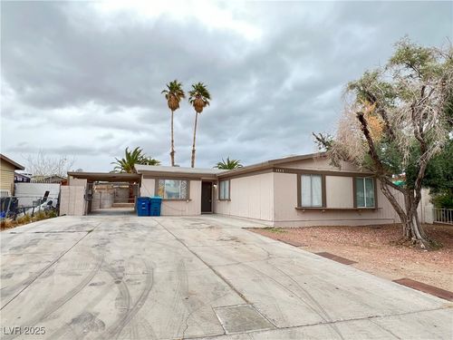 3357 Myrtle Avenue, Las Vegas, NV, 89102 | Card Image