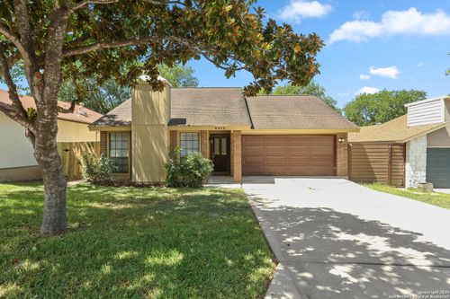 4410 Pebble Hl, San Antonio, TX, 78217-1834 | Card Image