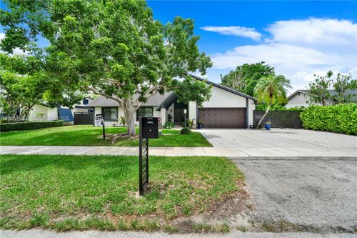 13370 Sw 99th Ter, Miami, FL, 33186-2230 | Card Image