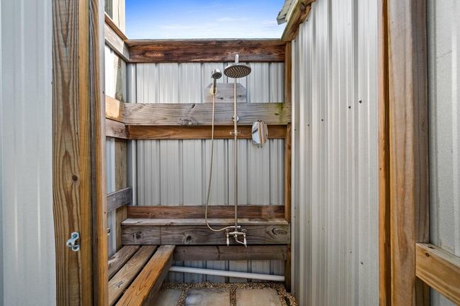 574 N Canal Dr, House other with 2 bedrooms, 2 bathrooms and 4 parking in Port St. Joe FL | Image 11