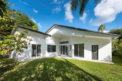 5776 Nw 56th Mnr, House other with 3 bedrooms, 2 bathrooms and null parking in Coral Springs FL | Image 2