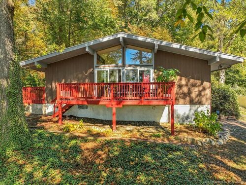 20 Terese Rd, Beacon Falls, CT, 06403-1241 | Card Image