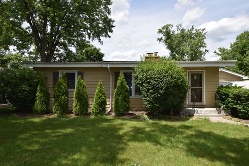 2226 Central Rd, Glenview, IL, 60025-4235 | Card Image