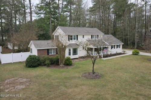11300 Edinburgh Dr, Laurinburg, NC, 28352-5946 | Card Image