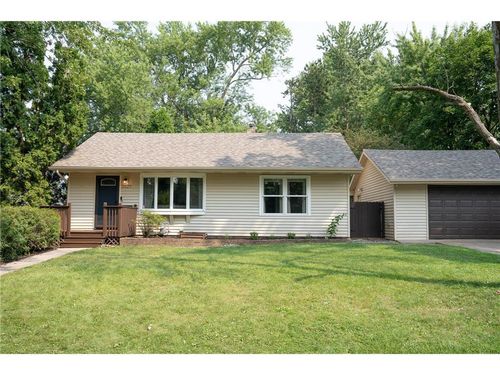 2027 Northwood Dr, North Saint Paul, MN, 55109-4032 | Card Image