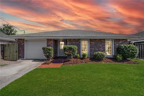 3432 Roosevelt Blvd, Kenner, LA, 70065-3821 | Card Image