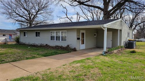 4204 Beauty Ln, Saint Louis, MO, 63134-3922 | Card Image