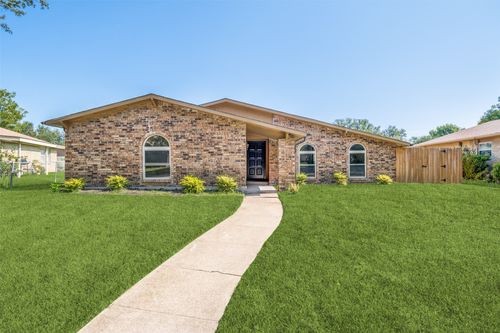 2504 Denmark Dr, Garland, TX, 75040-4309 | Card Image