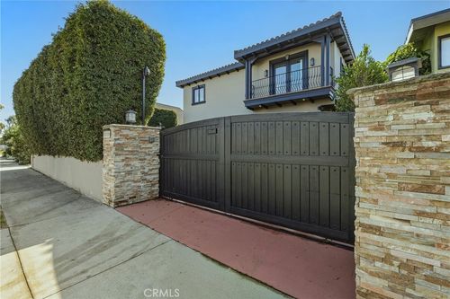 5558 Edgewood, Los Angeles, CA, 90019 | Card Image