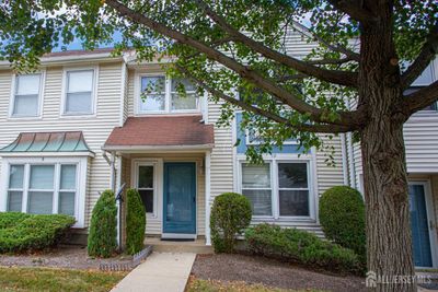 10 Concord Square, Townhouse with 2 bedrooms, 2 bathrooms and null parking in Sayreville NJ | Image 1