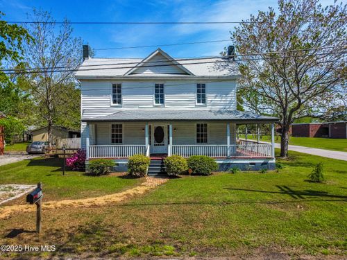 107 Church St E, Elm City, NC, 27822-9681 | Card Image