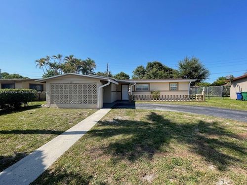 4831 Nw 12th St, Lauderhill, FL, 33313-6521 | Card Image