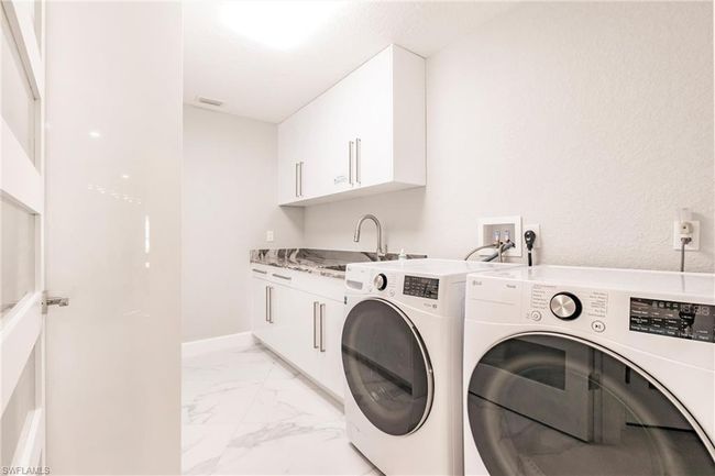 261 Venezia Ct, House other with 3 bedrooms, 4 bathrooms and 2 parking in PUNTA GORDA FL | Image 31