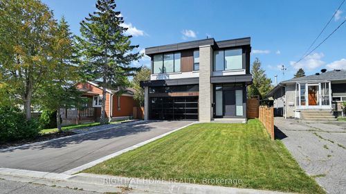 845 7th St, Mississauga, ON, L5E1N9 | Card Image