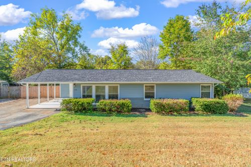 1308 Timbergrove Dr, Knoxville, TN, 37919-8447 | Card Image