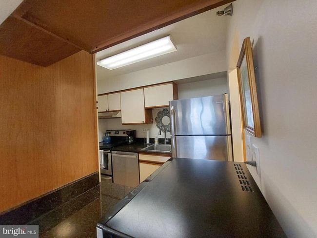 APT-1104 - 1808 Old Meadow Rd, Condo with 2 bedrooms, 2 bathrooms and null parking in MCLEAN VA | Image 21