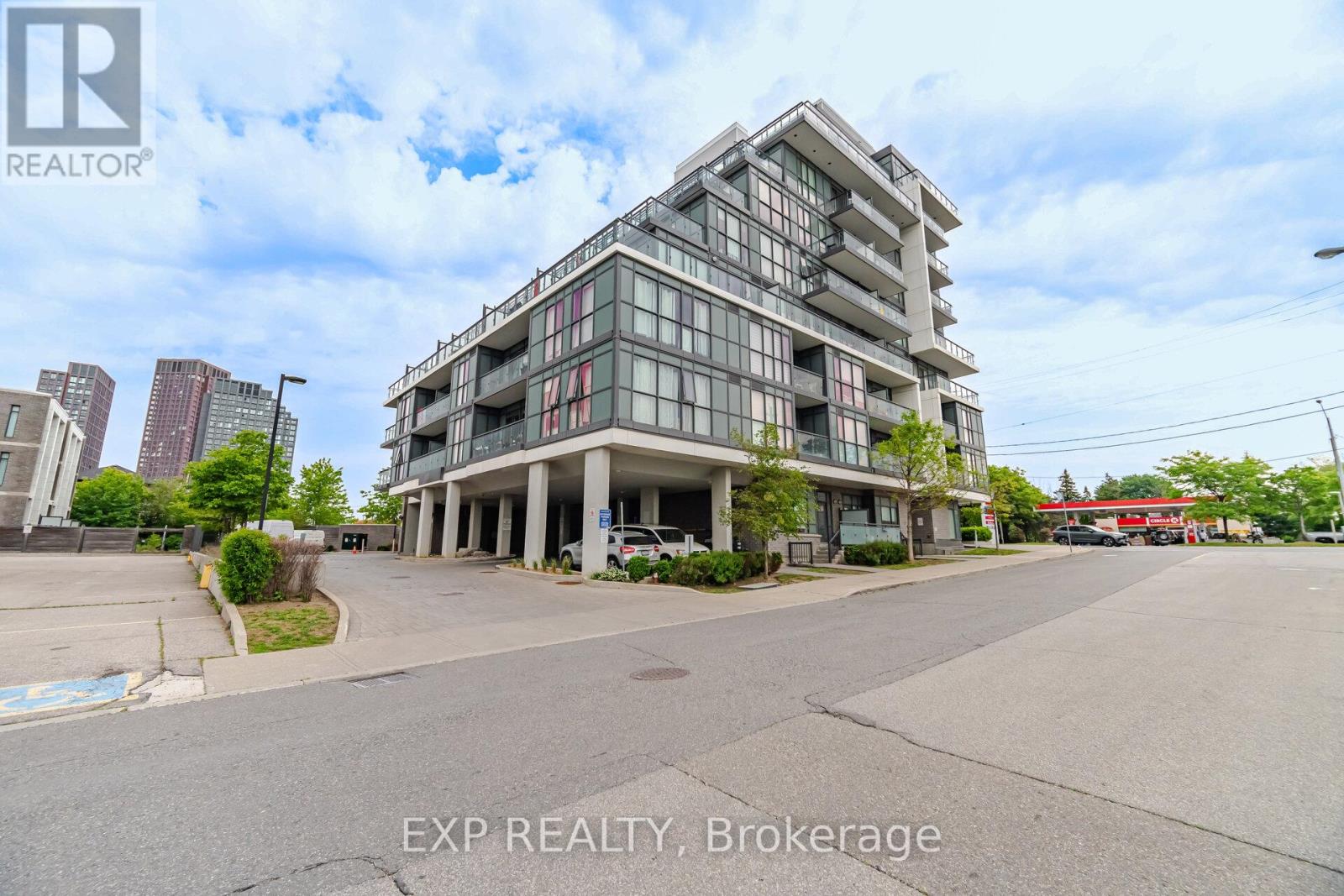 Residential in Toronto (Yorkdale-Glen Park) 2
