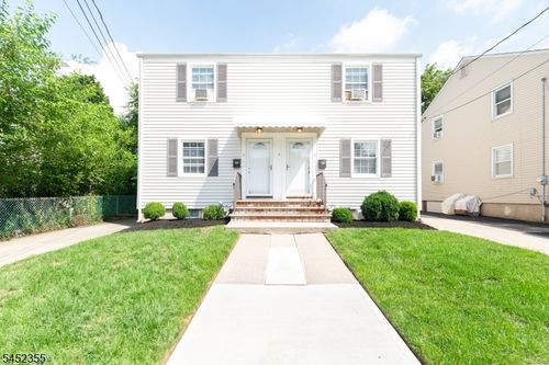 11 Mayfield Pl, Metuchen, NJ, 08840-1424 | Card Image