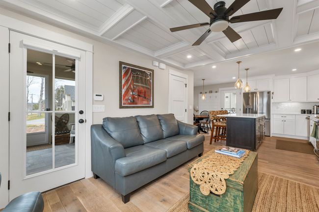 UNIT-12 - 109 Weirs Blvd, Condo with 4 bedrooms, 3 bathrooms and null parking in Laconia NH | Image 6