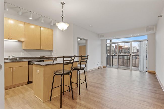 Gorgeous flooring | Image 4