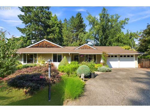 17902 Belmore Ave, Lake Oswego, OR, 97035-7002 | Card Image