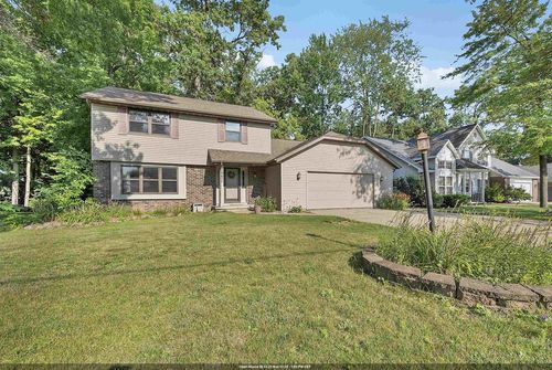 2067 South Point Road, GREEN BAY, WI, 54313 | Card Image