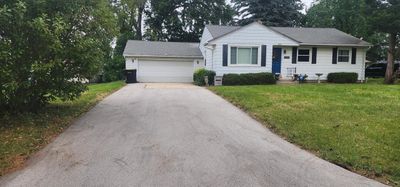 5400 W Dean Road, House other with 3 bedrooms, 2 bathrooms and null parking in BROWN DEER WI | Image 1