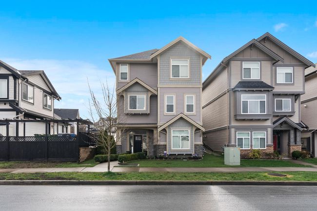4358 N Auguston Parkway, House other with 6 bedrooms, 4 bathrooms and 2 parking in Abbotsford BC | Image 1