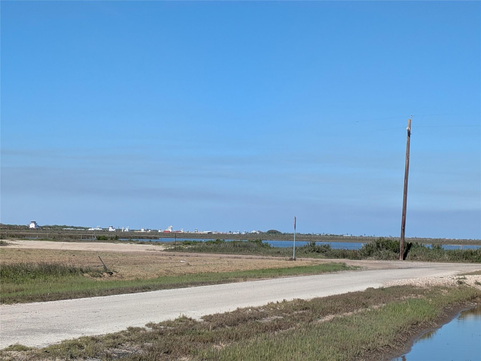Land in Port Bolivar