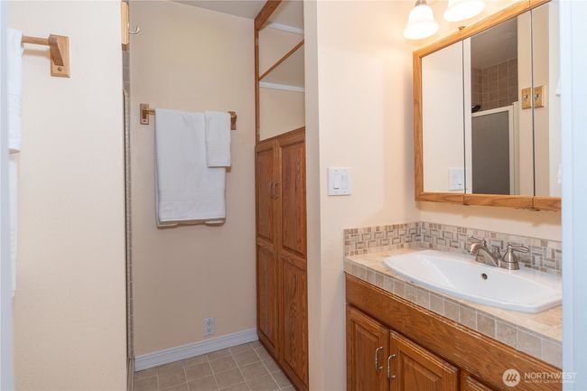 3/4 bathroom | Image 21