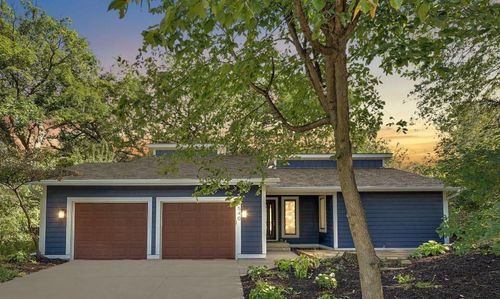 4540 Ridgeview Dr, Eagan, MN, 55123-1897 | Card Image