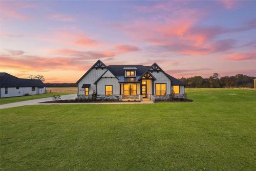 189 Rio Rancho Dr, Decatur, TX, 76234-5809 | Card Image