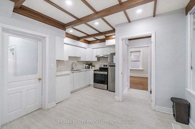 521 Guelph St, Home with 5 bedrooms, 5 bathrooms and 13 parking in Norval ON | Image 21