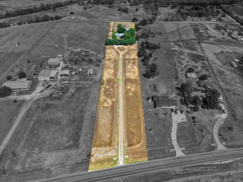 201 Private Road 930, Taylor, TX, 76574-2021 | Card Image