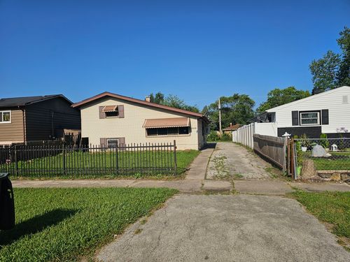 16454 Paulina St, Markham, IL, 60428-5846 | Card Image