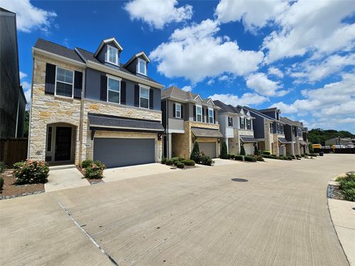 8045 Emerald Rock Dr, Dallas, TX, 75228-7227 | Card Image