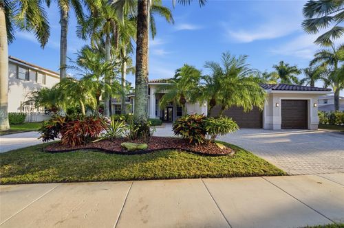 1397 Victoria Isle Dr, Weston, FL, 33327-1320 | Card Image